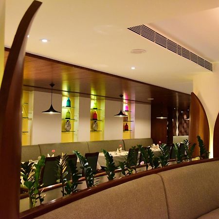 The Royal Comfort Bangalore Exterior photo