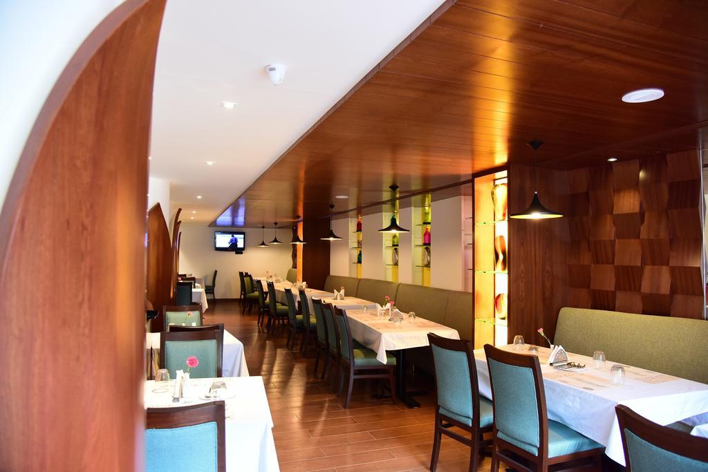 The Royal Comfort Bangalore Exterior photo