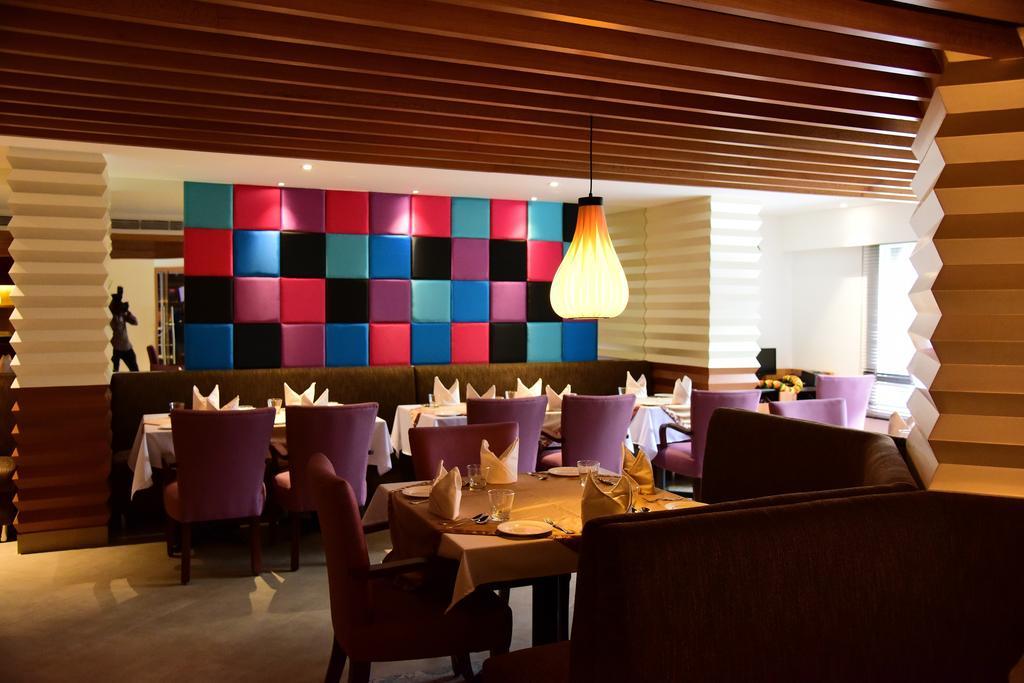 The Royal Comfort Bangalore Exterior photo